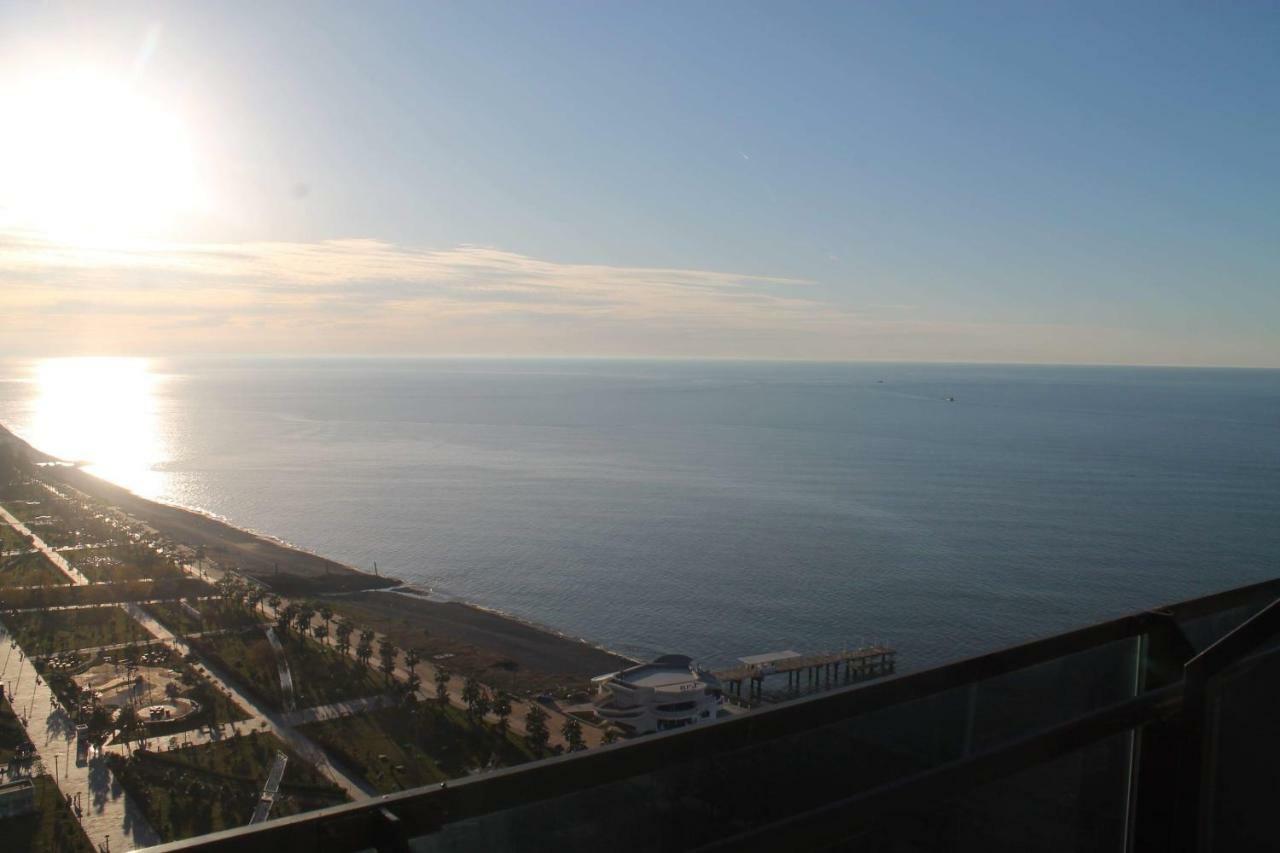 Coast Batumi Apart Hotel Kültér fotó