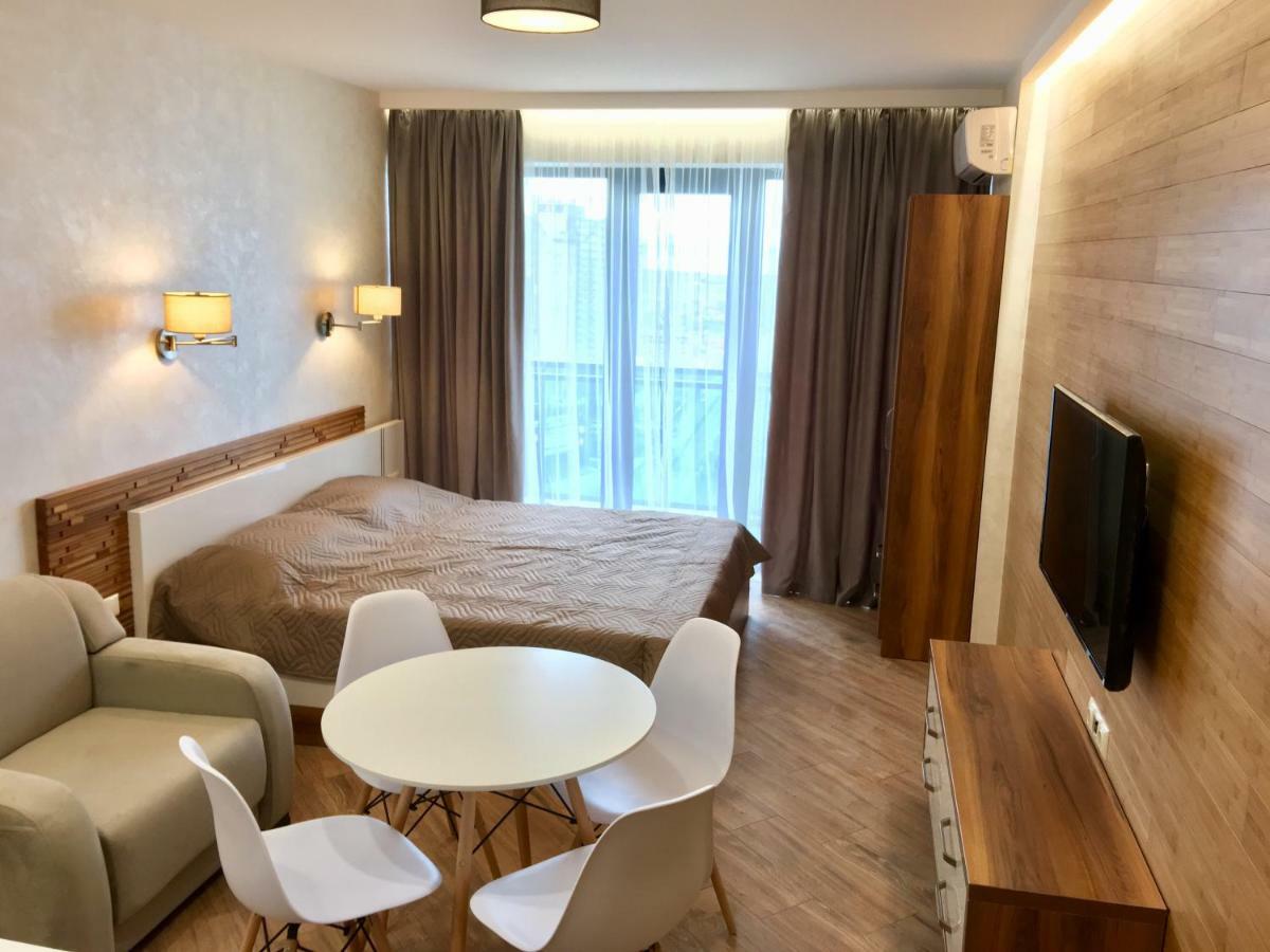Coast Batumi Apart Hotel Kültér fotó